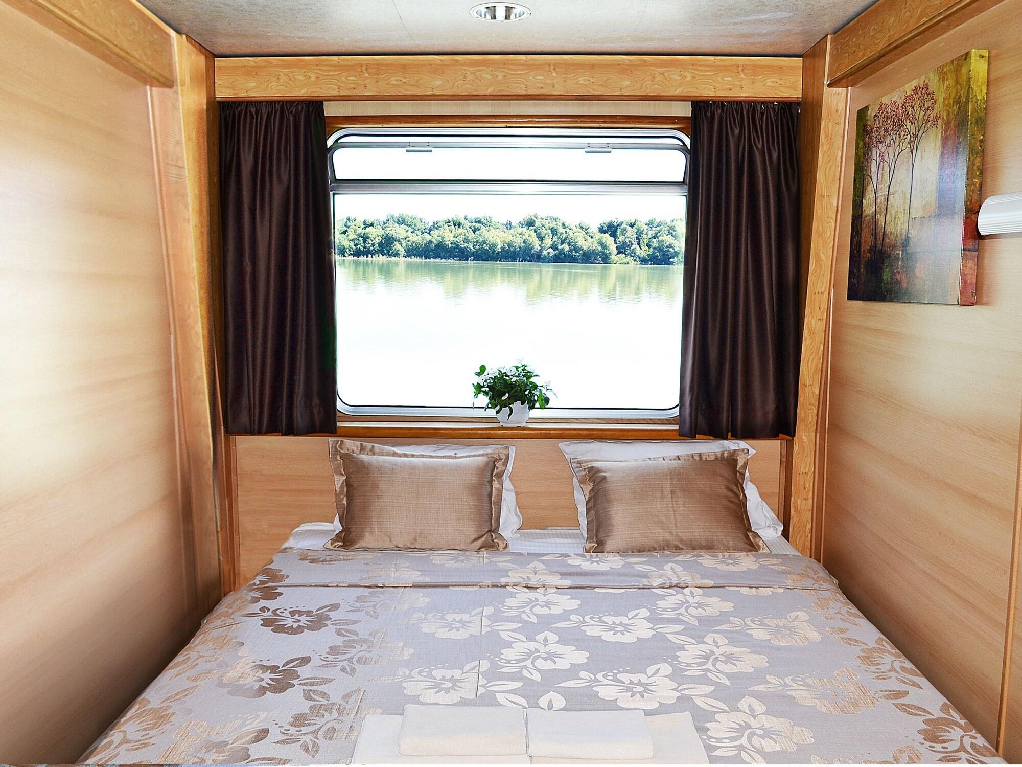 Compass River City Botel Βελιγράδι Εξωτερικό φωτογραφία