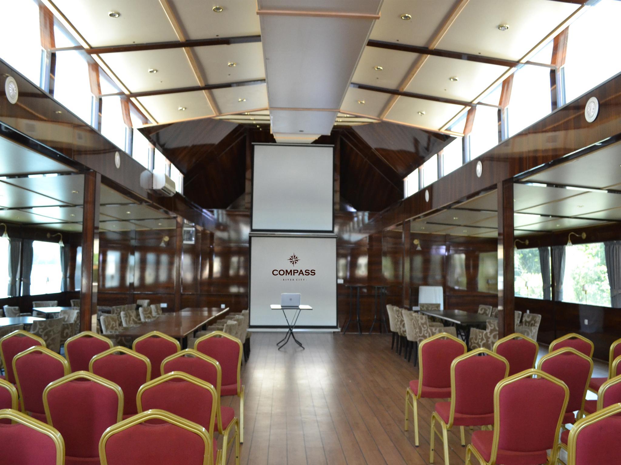Compass River City Botel Βελιγράδι Εξωτερικό φωτογραφία