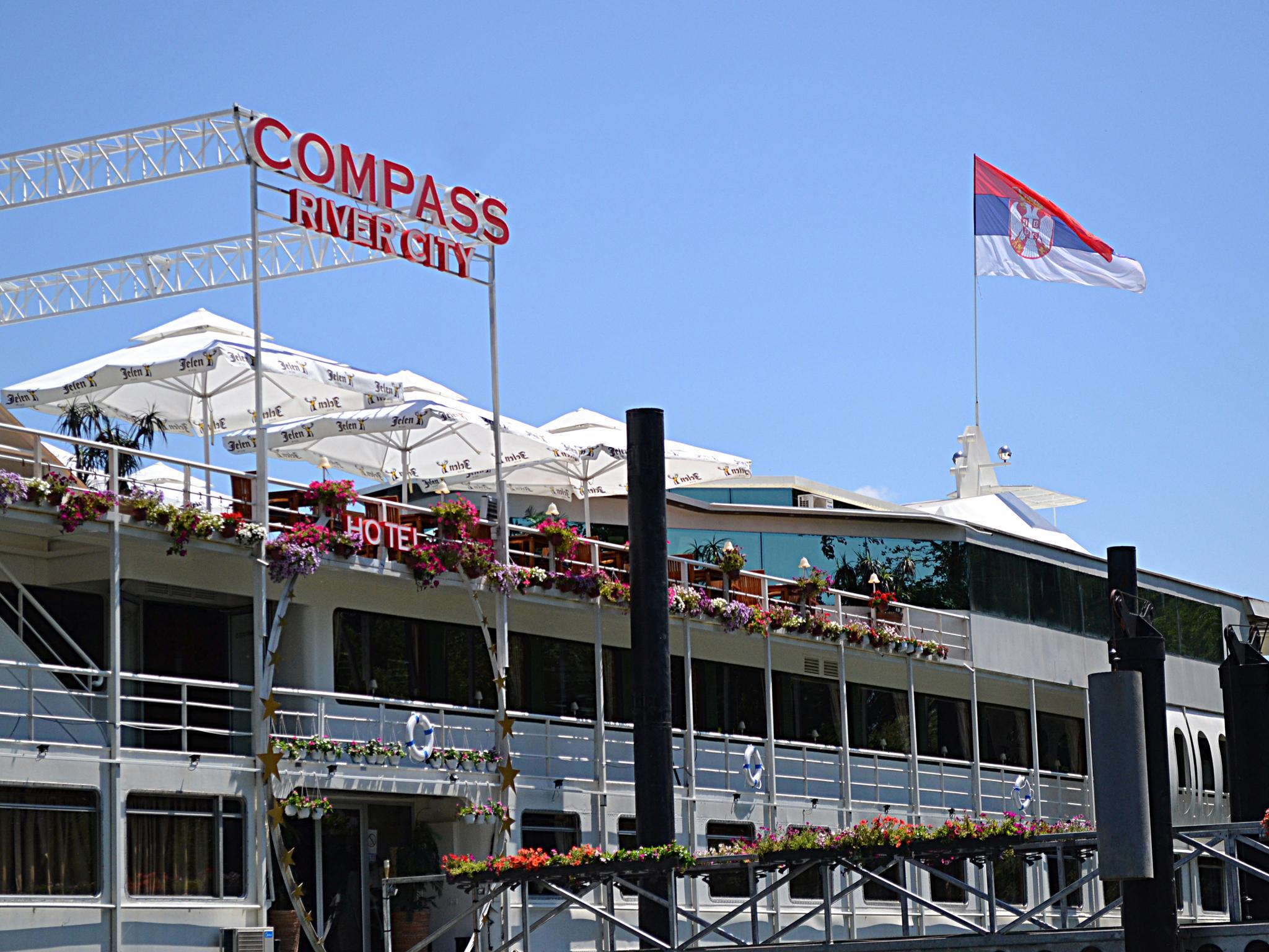 Compass River City Botel Βελιγράδι Εξωτερικό φωτογραφία