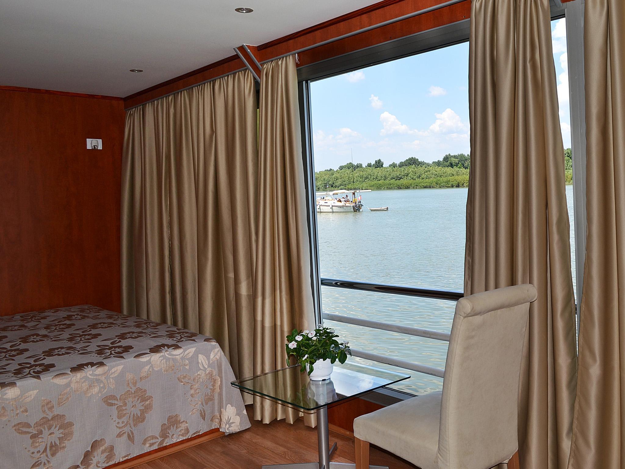 Compass River City Botel Βελιγράδι Εξωτερικό φωτογραφία