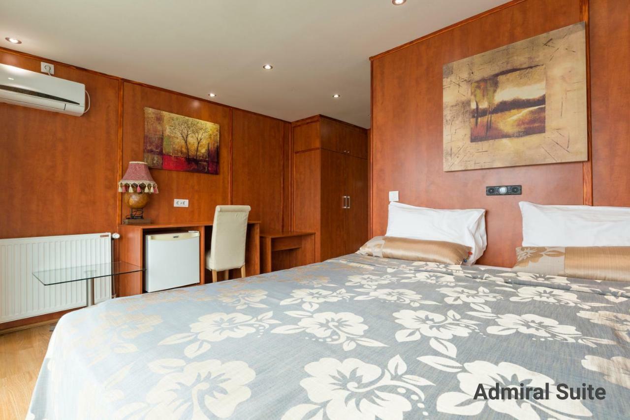 Compass River City Botel Βελιγράδι Εξωτερικό φωτογραφία